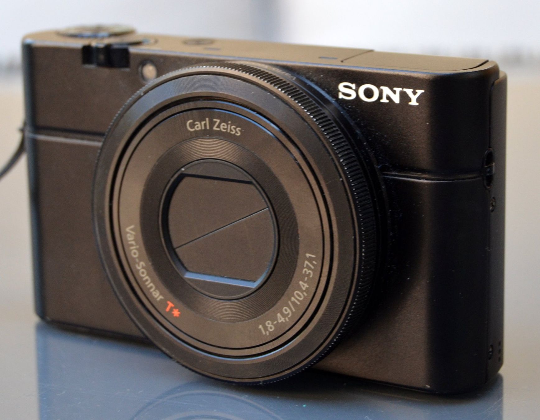 Sony Fotocamera: Digitalkamera Sony DSC RX100 – Difettoso da Collonges venduto da arashee 1