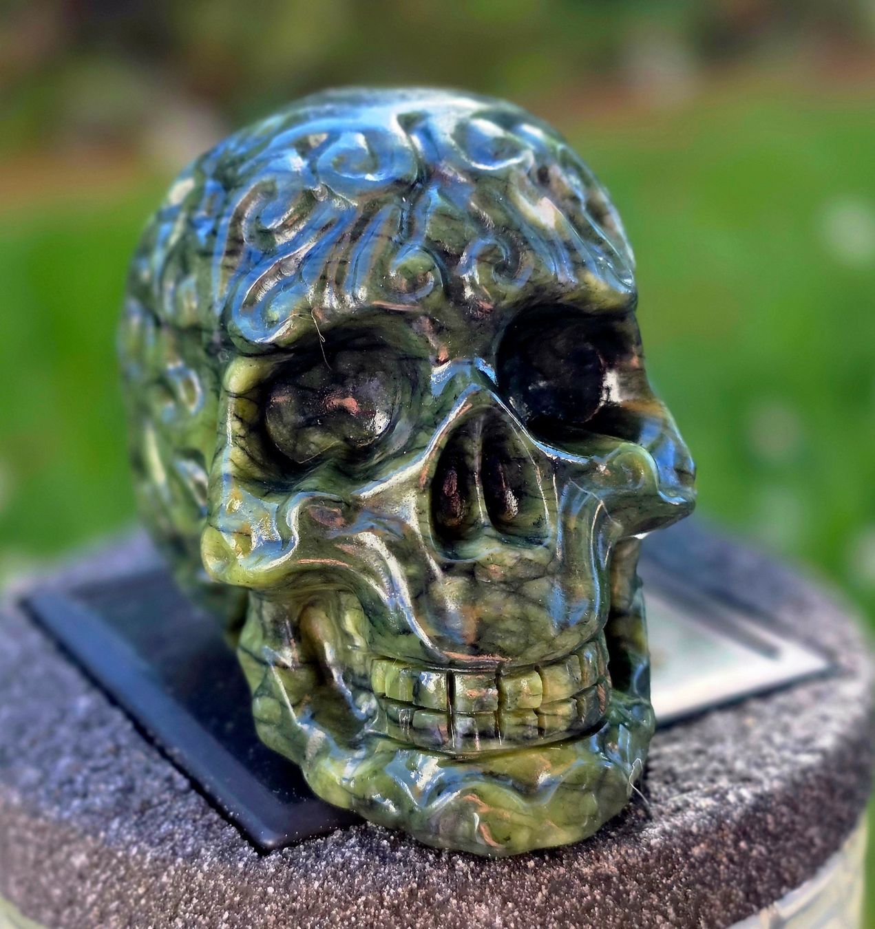 Mineralien & Heilsteine: Serpentin Jade Schädel A 453g – Neu und originalverpackt aus Matzingen von Shay_Crystalz