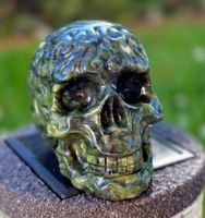 Serpentin Jade Schädel A 453g