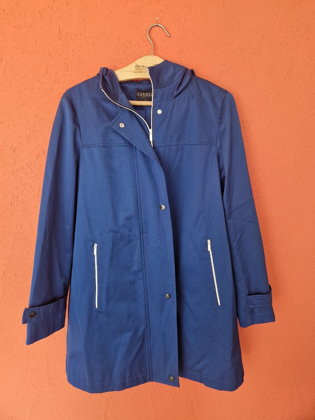 Lotti di vestiti: Kleiderset blau/rot – Usato da Wilen (Sarnen) venduto da Ponok 2