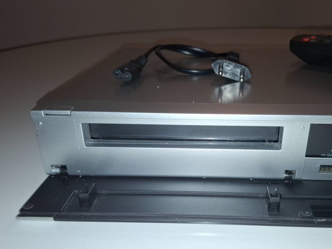 Panasonic Audio- & Mediensysteme: Panasonic DMR-BCT735 Blu-ray Player / Recorder – Gebraucht aus St. Gallen von WWL 5
