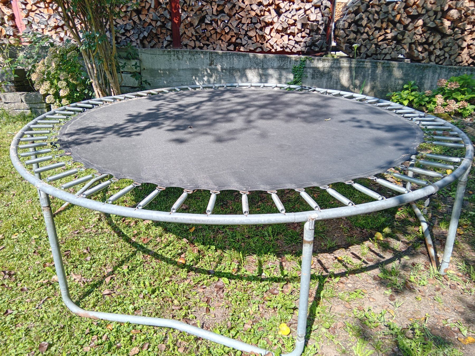 Trampolini: Gartentrampolin Durchmesser 3m – Usato da Rüthi (Rheintal) venduto da titlis07 7
