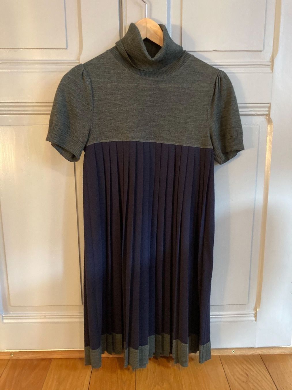 Kleider: Robe Paul & Joe Sister – Gebraucht aus Hermance von joe_td6n 1