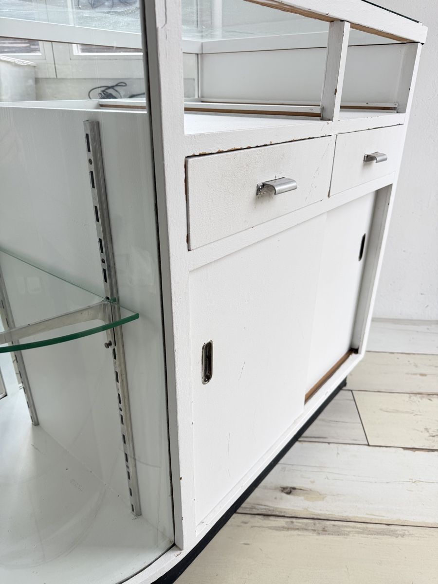 Vitrinen: *ab Fr.1.-* Vitrine mit gebogenem Glas – Gebraucht aus Aetigkofen von photoallerlei 3