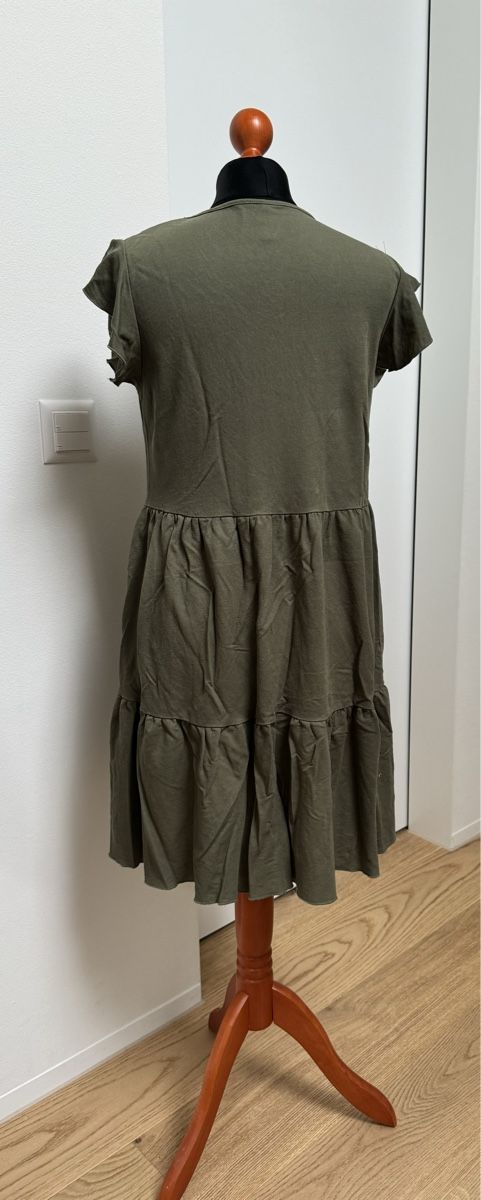 Vestiti: Vollantkleid Chicorée / GR S / olive – Nuovo (secondo la descrizione) da Hergiswil NW venduto da Labello01 1