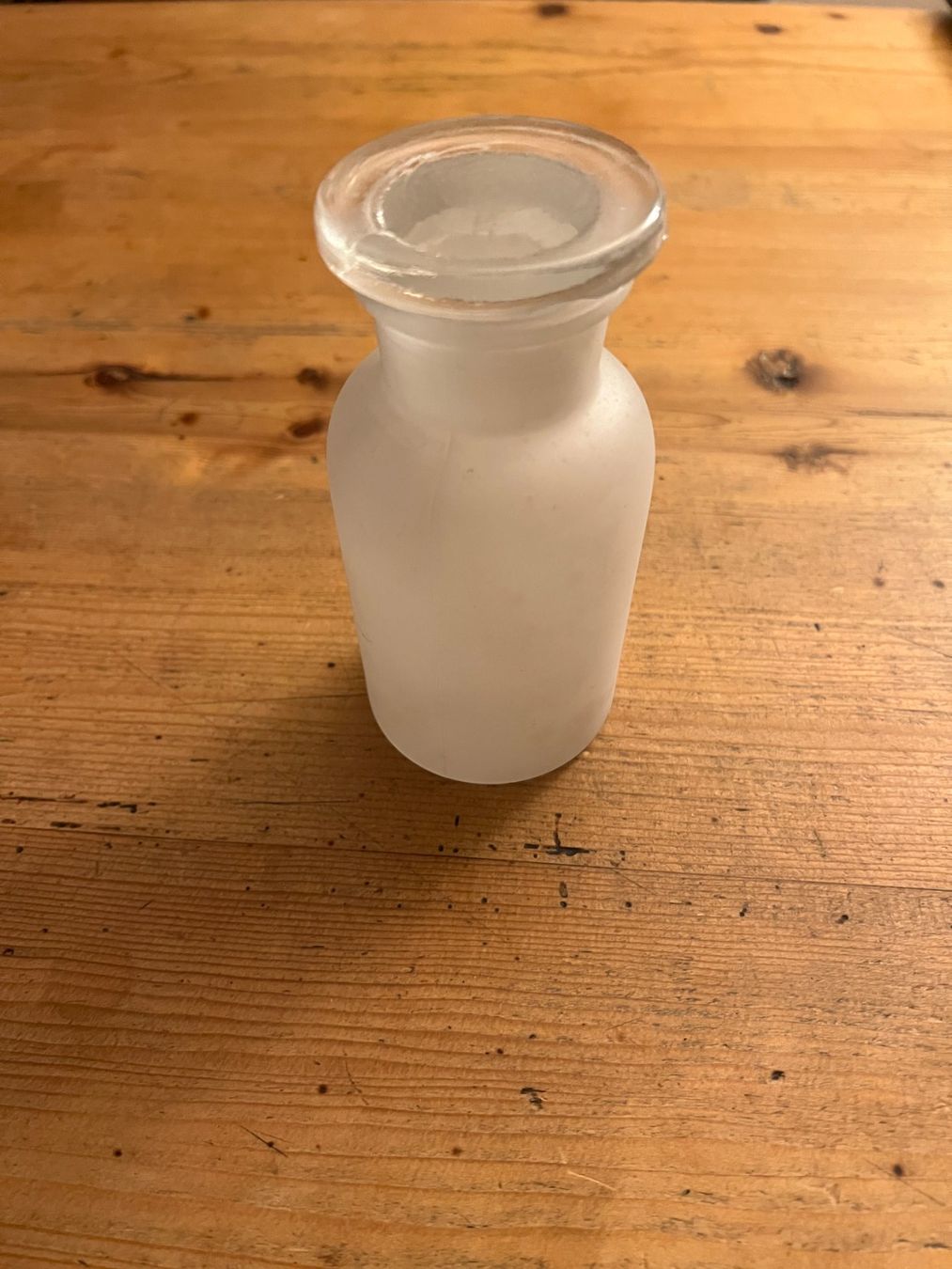Accessori da laboratorio: GLASFLÄSCHCHEN SANDGESTRAHLT MIT SCHLIFFSTOPFEN 250 ML CHINA – Nuovo (secondo la descrizione) da Zürich venduto da paddybaer