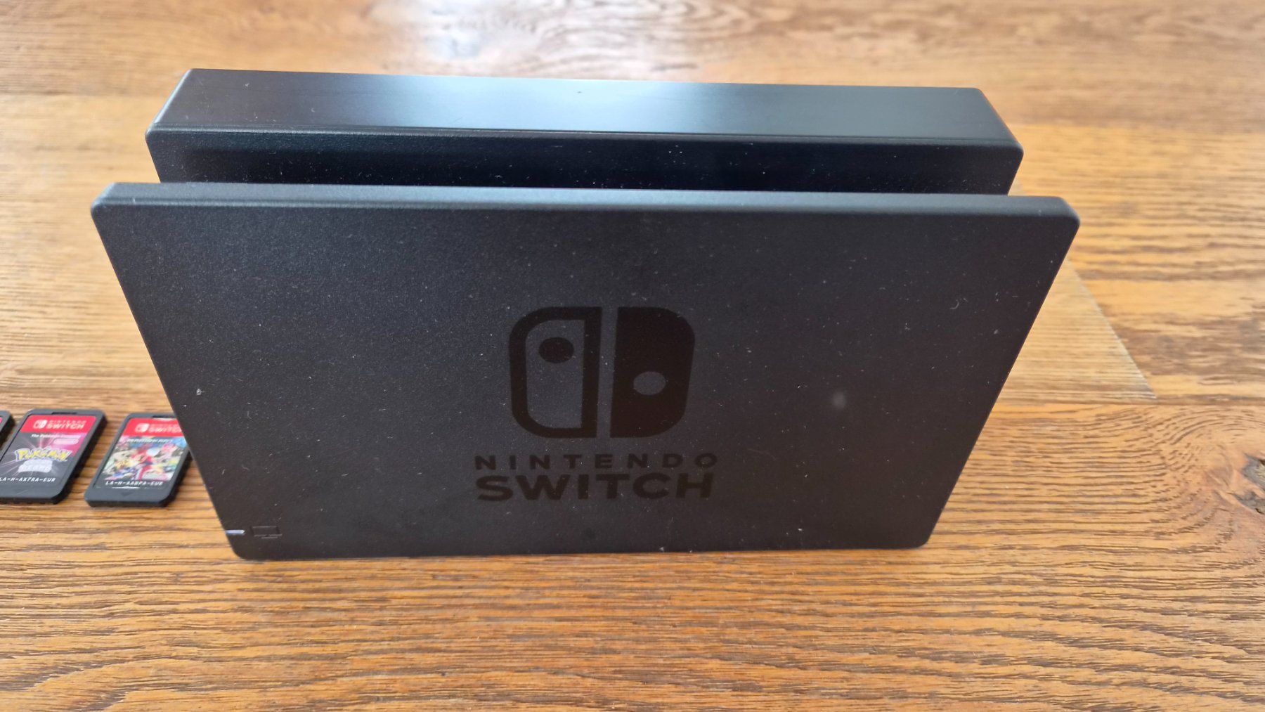 Nintendo Konsolen: Nintendo Switch standard avec accessoires et jeux – Gebraucht aus Savièse von stephmei 3