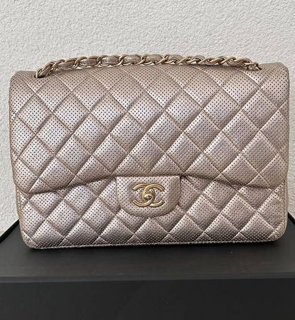 CHANEL - Medium Double Flapbag