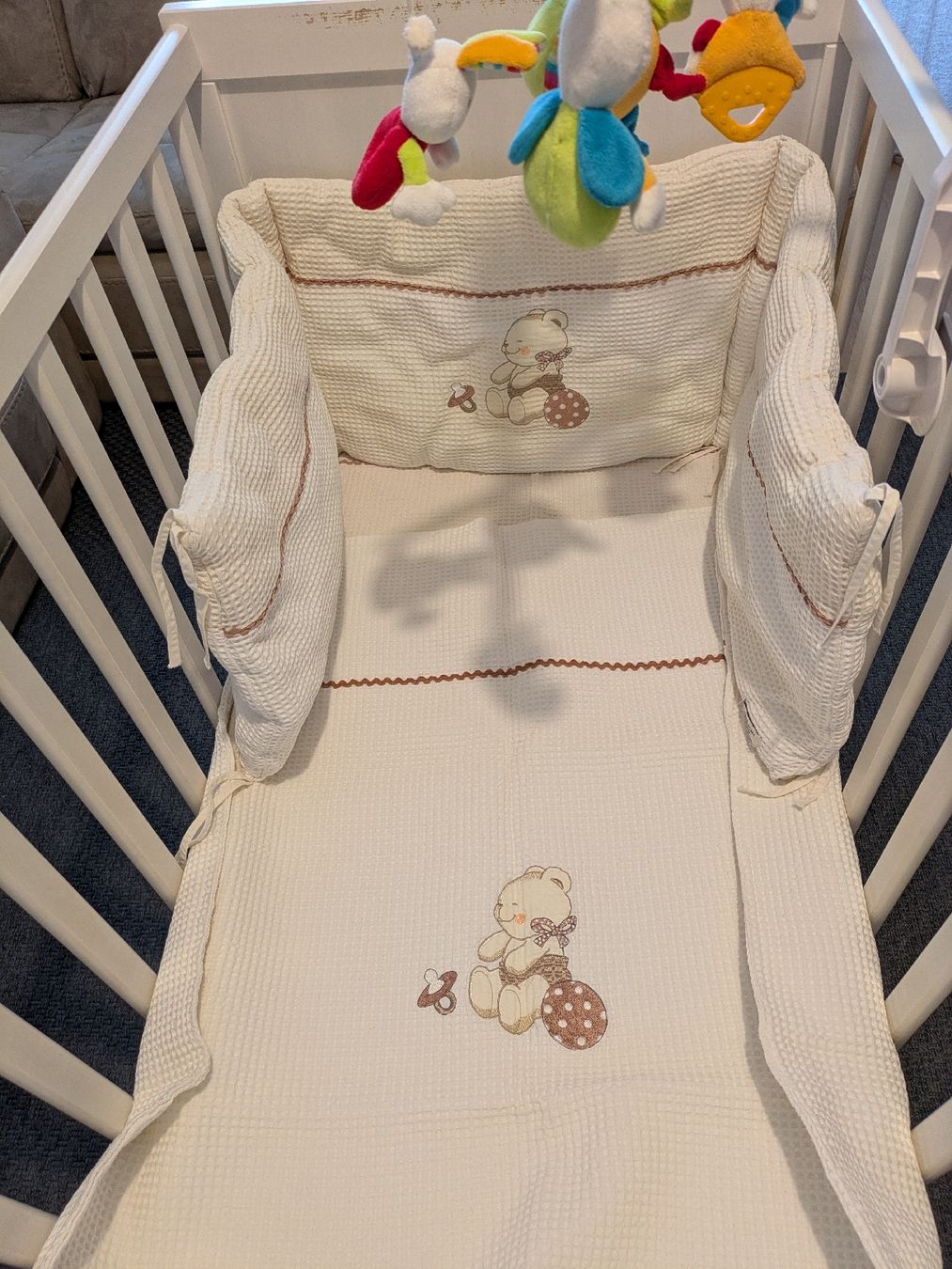 Ikea Letti: SUNDVIK, Lit bébé 60x120 cm avec matelas et accessoires – Usato da Le Mont-sur-Lausanne venduto da elv_yyl8 3