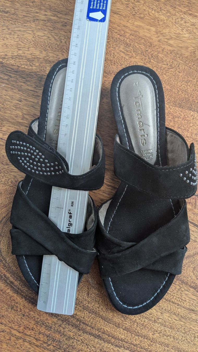Tamaris Scarpe da donna: Sandalen, schwarz Gr. 41, tamaris – Usato da Zürich venduto da Rosensbach 3