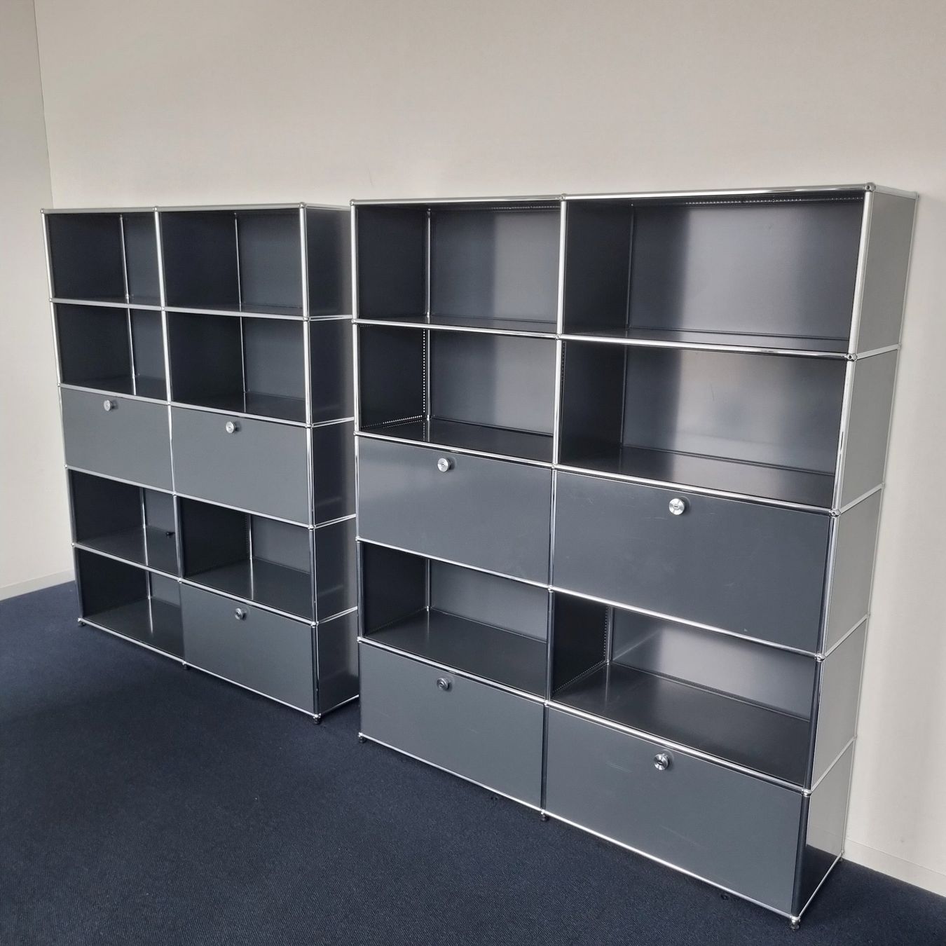 USM Scaffali: Usm Haller Regal 2x5 Anthrazit – Usato da Affoltern am Albis venduto da Zapro