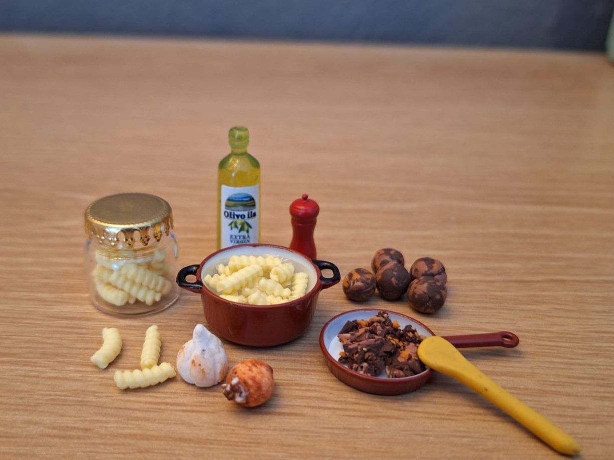 Case e mobili per bambole: Handmade Teigwaren Hackfleisch Set – Nuovo (secondo la descrizione) da Zürich venduto da HandmadeTinyFood 2