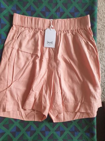 eyd humanitarian clothing, shorts M Neu