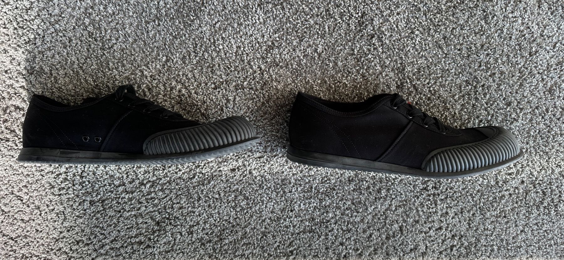 Prada Chaussures hommes: Prada Hawaii Sneaker schwarz Canvas NEU! – Neuf avec emballage d'origine à St. Gallen par secondhand.kids 5