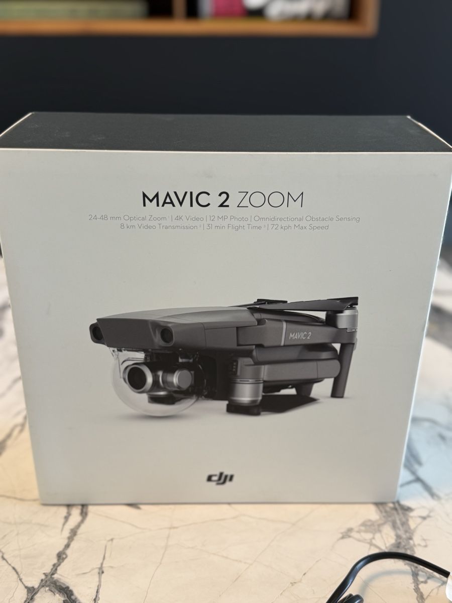 DJI Modellismo RC: DJI Mavic 2 Zoom Drone + extra Batterie – Usato da Kilchberg ZH venduto da bur_7ypx