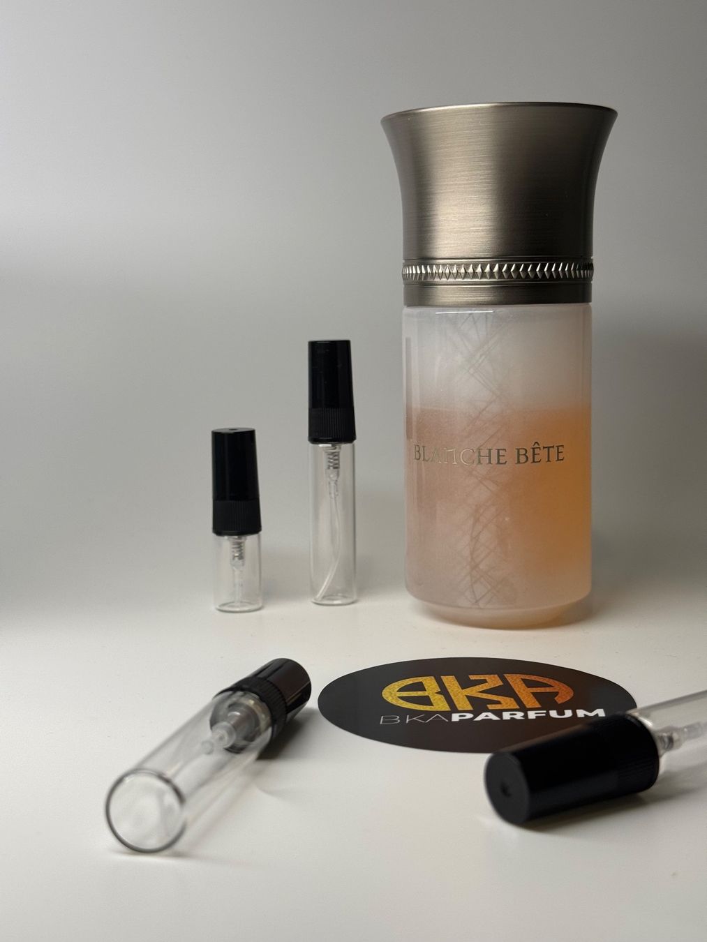 Parfum & Eau de Toilette: Blanche Bête - Decant - 5ml – Neu und originalverpackt aus Le Lignon von bkaparfum