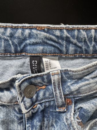 H&M straight blue jeans