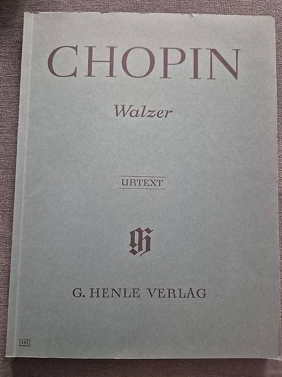 Libri: Klaviernoten- Chopin Walzer – Usato da Niederhasli venduto da mybluefish