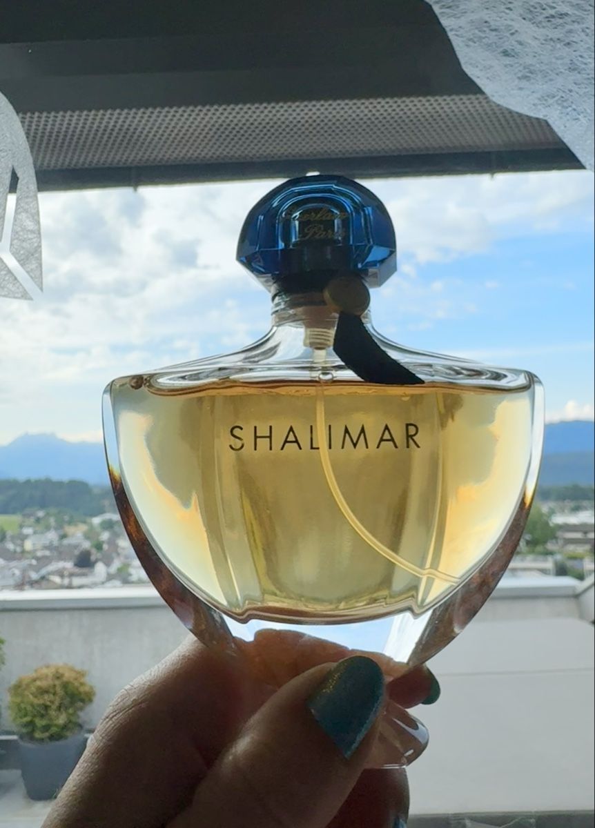 Guerlain Profumi & Eau de Toilette: Shalimar Eau de Parfum 90ml Damenparfum NEU – Nuovo (secondo la descrizione) da Eschenbach SG venduto da Kitka01