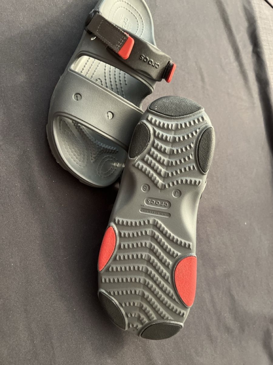 Crocs Herrenschuhe: Iconic CROCS Confort – Neu (gemäss Beschreibung) aus Zürich von shayar 1