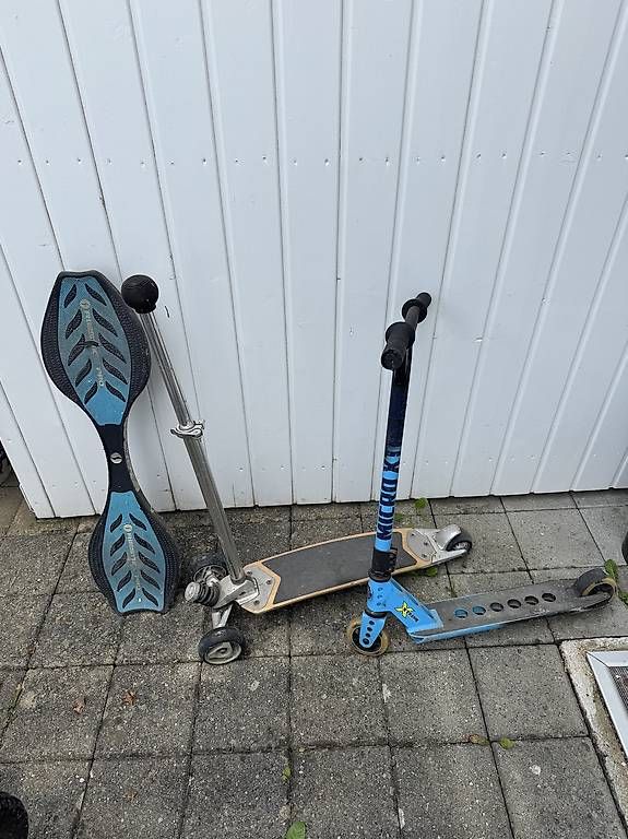 Kickboard: Scooter und Waveboard – Usato da Steffisburg venduto da jul_h5f7
