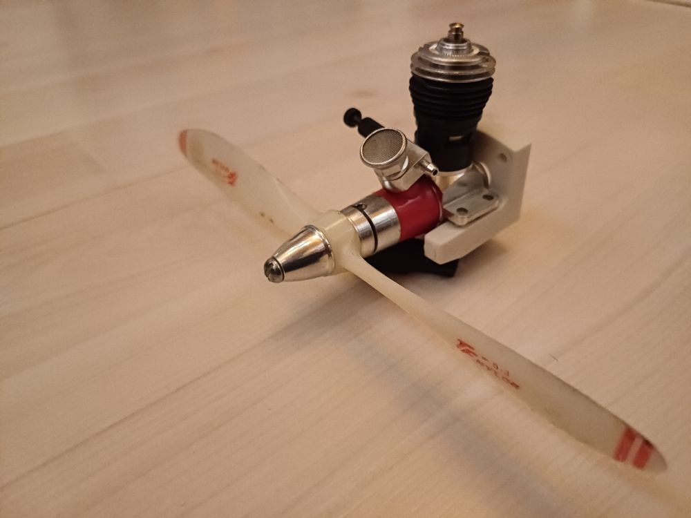 cox motor USA mit propeller graupner motorträger (Neu (gemäss ...