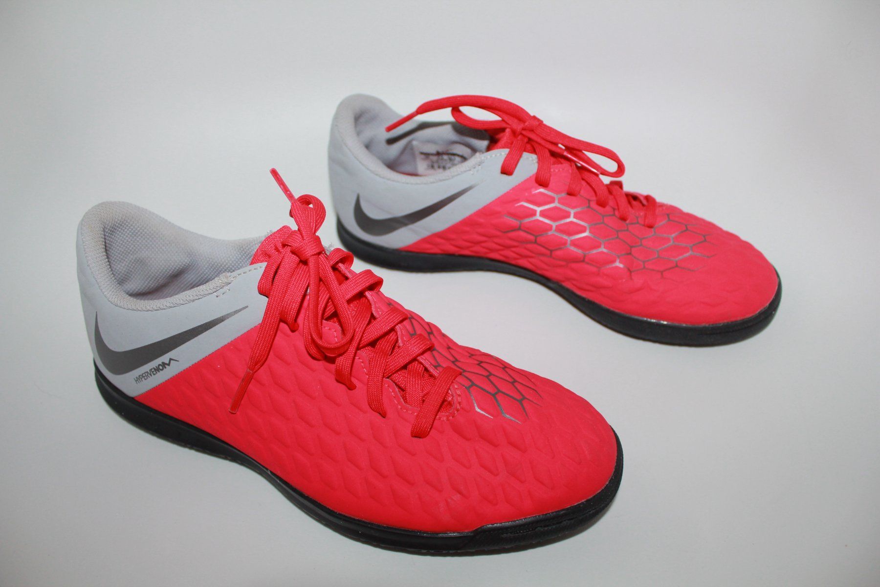 Nike Scarpe per ragazzi: Chaussures de football Nike hypervenom  t. 38.5 – Usato da Peseux venduto da Gilloss 2