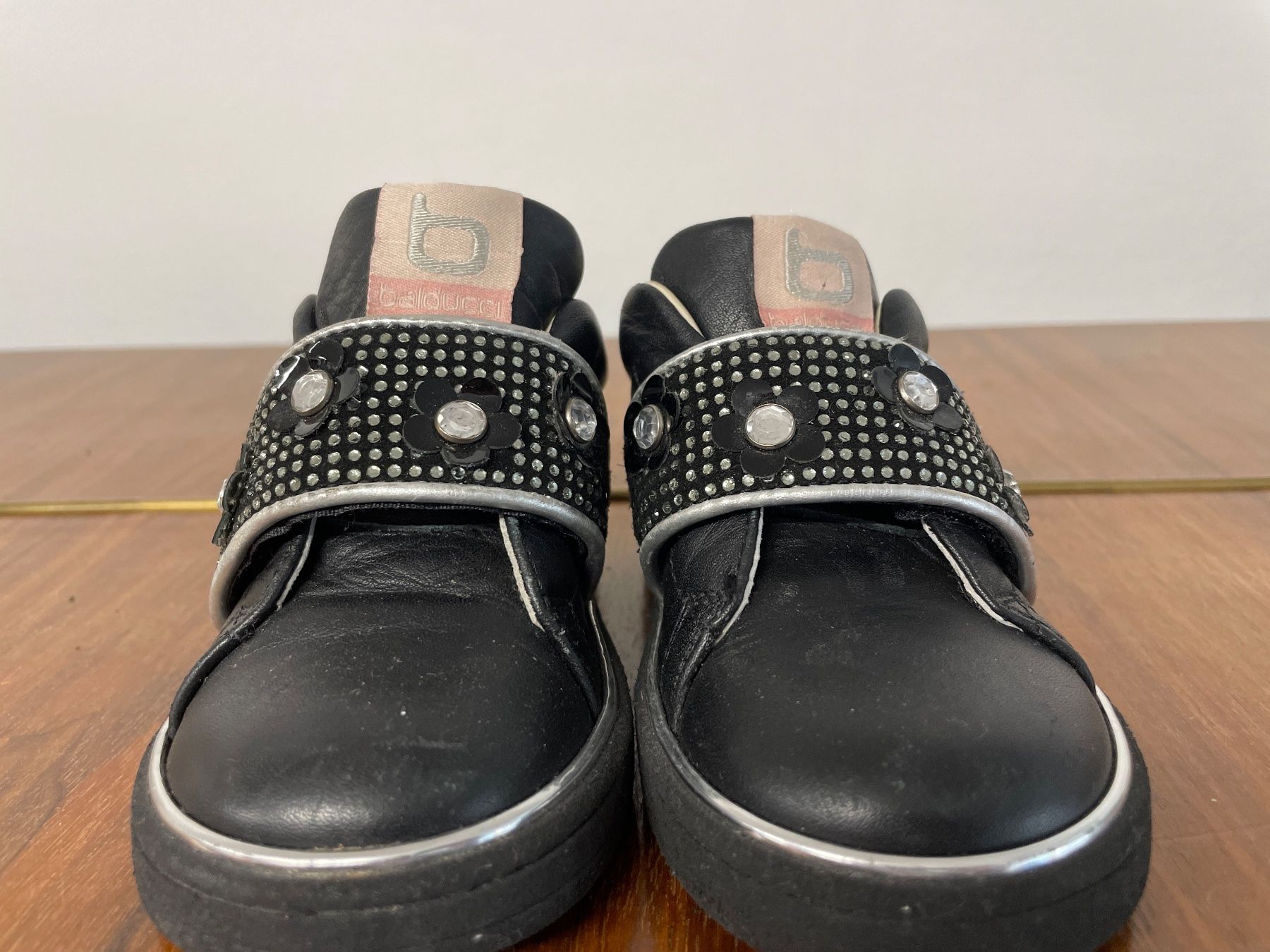 Scarpe per ragazze: Elegante BALDUCCI Mädchen Sneaker / Halbschuhe Gr. 23 – Usato da Frasnacht venduto da GracyStore 1