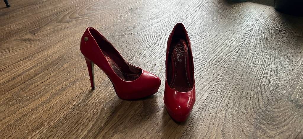 Scarpe da donna: High Heels grösse 37 – Usato da Aarau Rohr venduto da jen_lw9f 2