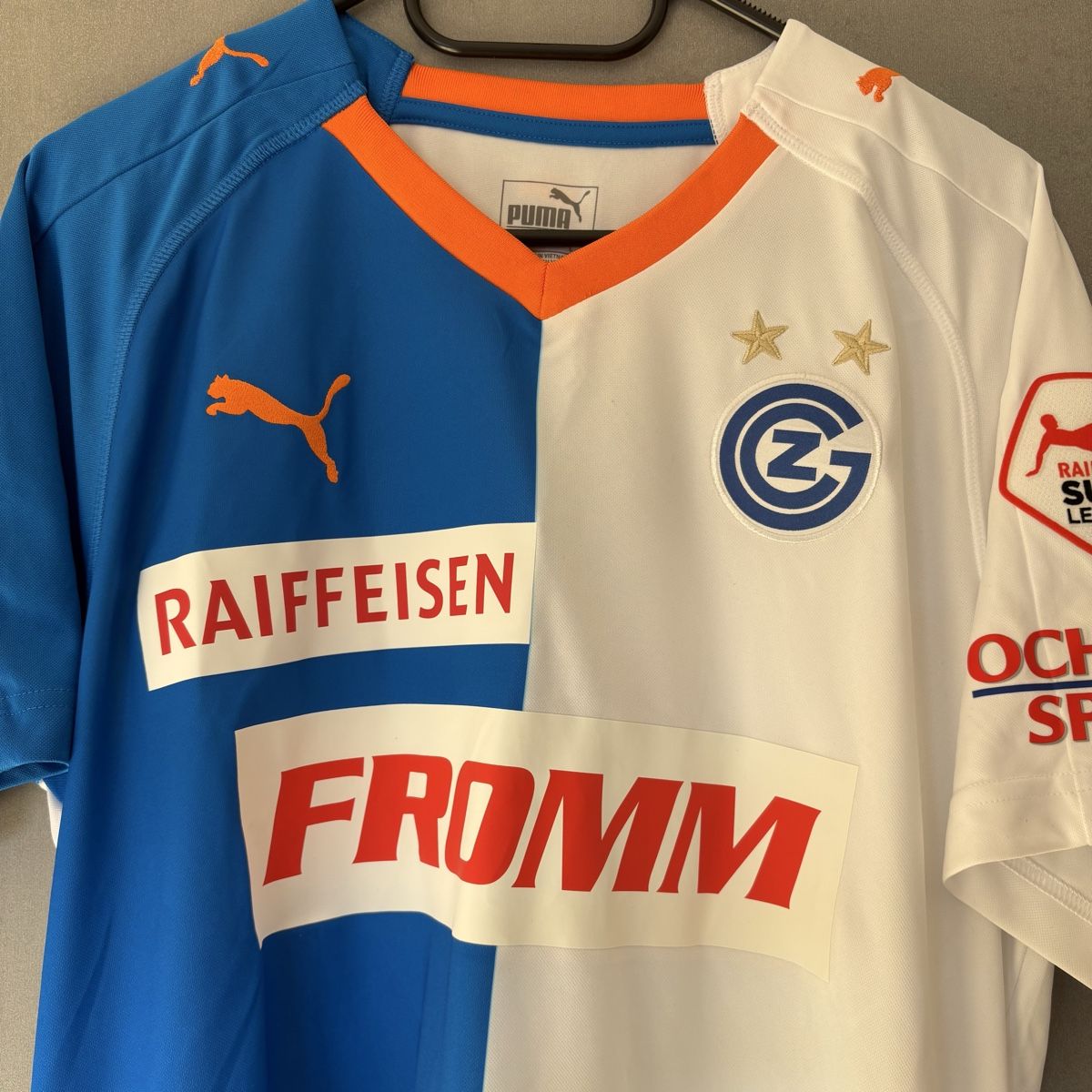 Puma Leibchen & Hosen: Matchworn Grasshoppers Trikot Puma Asllani – Gebraucht aus Winterthur von LaBodega 1