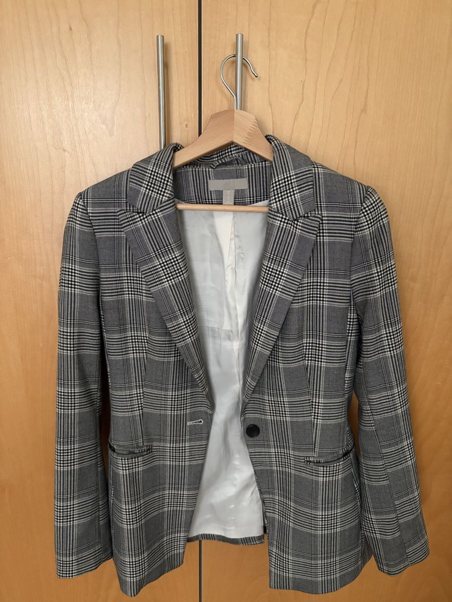 H&M Jacken: Blazer – Neu (gemäss Beschreibung) aus Küssnacht am Rigi von mazi9