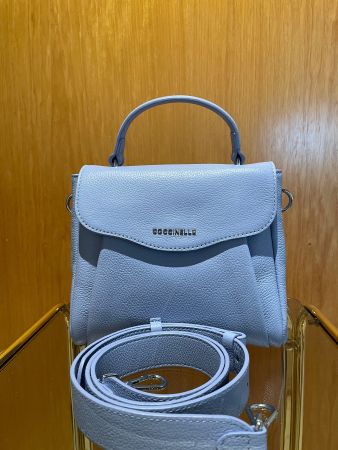 Handtasche Coccinelle hellblau Leder gebraucht