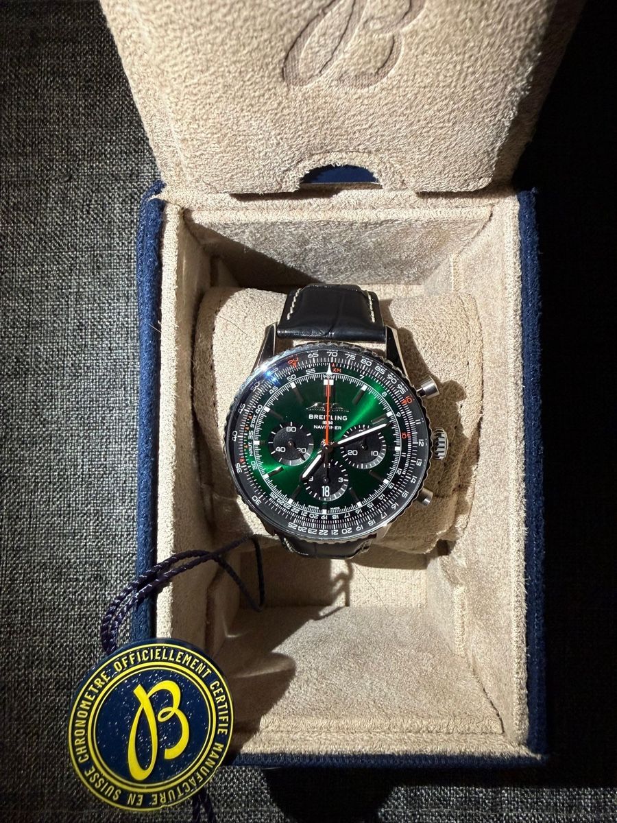 Breitling Orologi: Breitling Navitimer B01 CHRONOPRAPH 46mm **2025 Model** – Usato da Rorschach venduto da B.SSG 1