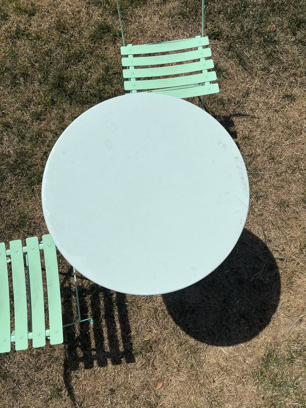 Fermob Set di tavolo e panche: Fermob - Table et chaise de bistrot – Usato da Sugiez venduto da pac_5swd 1