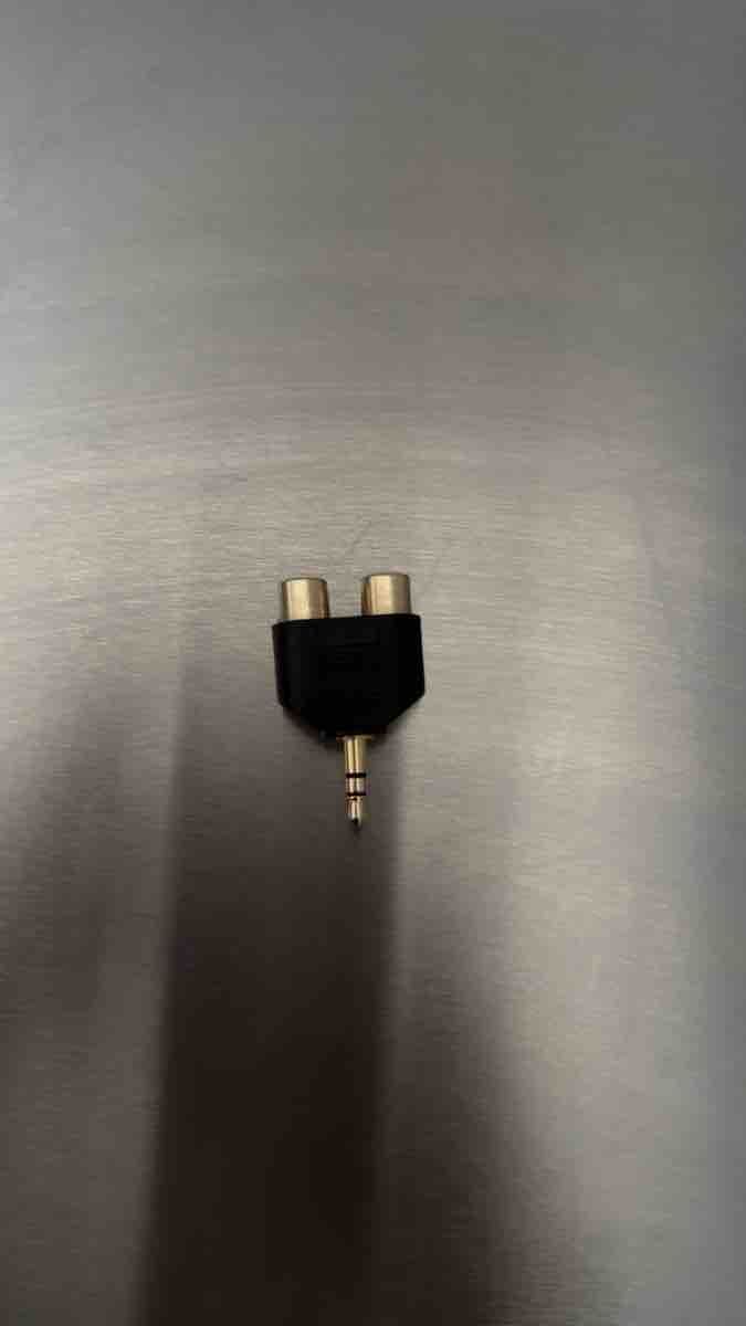 Unità & Adattatore: Adaptateur audio jack 3.5mm vers RCA – Usato da Vevey venduto da diogodasilva_