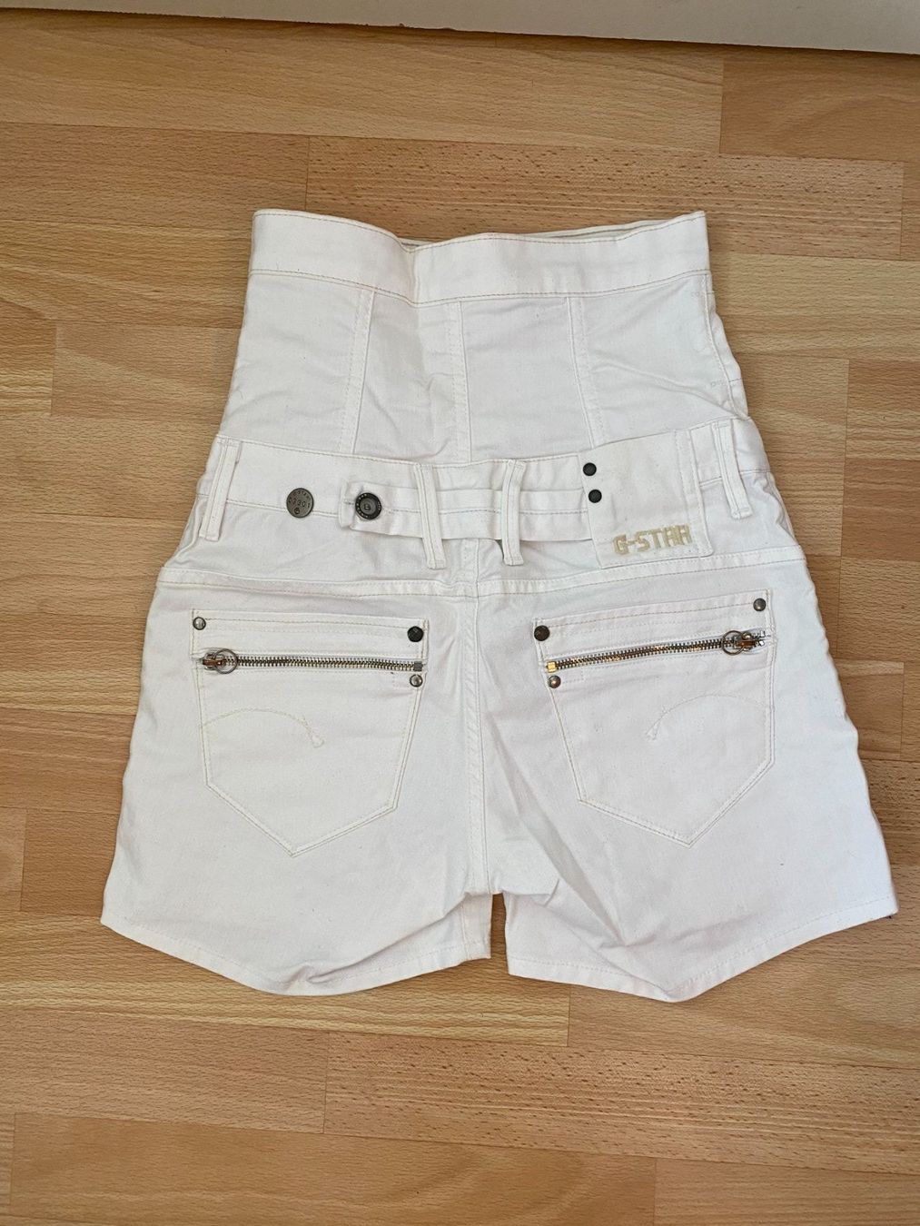 G-Star Pantaloni: G-Star Kurze Hose – Usato da Bern venduto da jbern3012 2