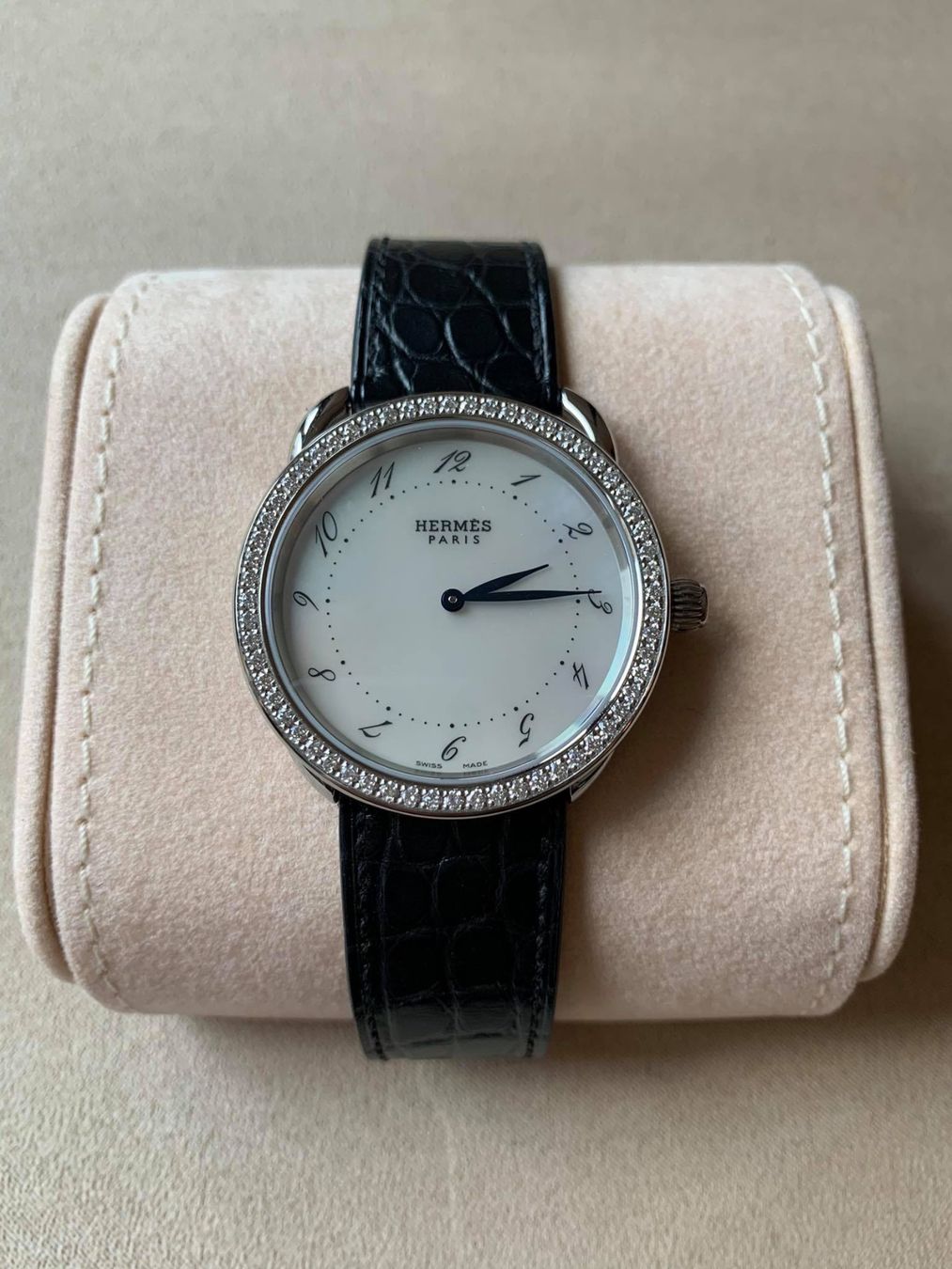 Hermès Orologi: Hermés Arceau 38 mm  und  Diamanten – Nuovo e nell'imballaggio originale da Triesen venduto da hor_6kx9 1