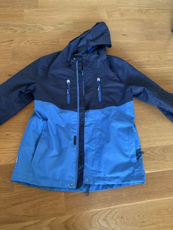 Regenjacke 152