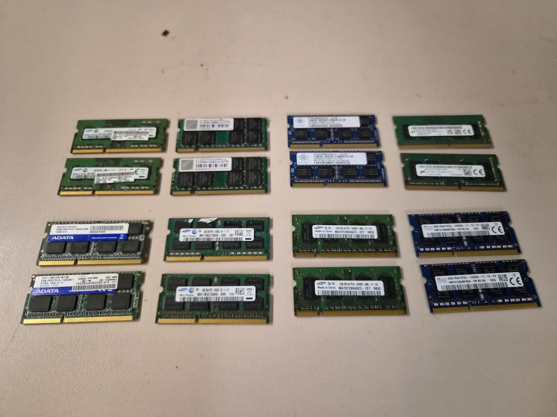 Memoria / RAM: Lot de barrette ram – Usato da Conthey venduto da greenday85