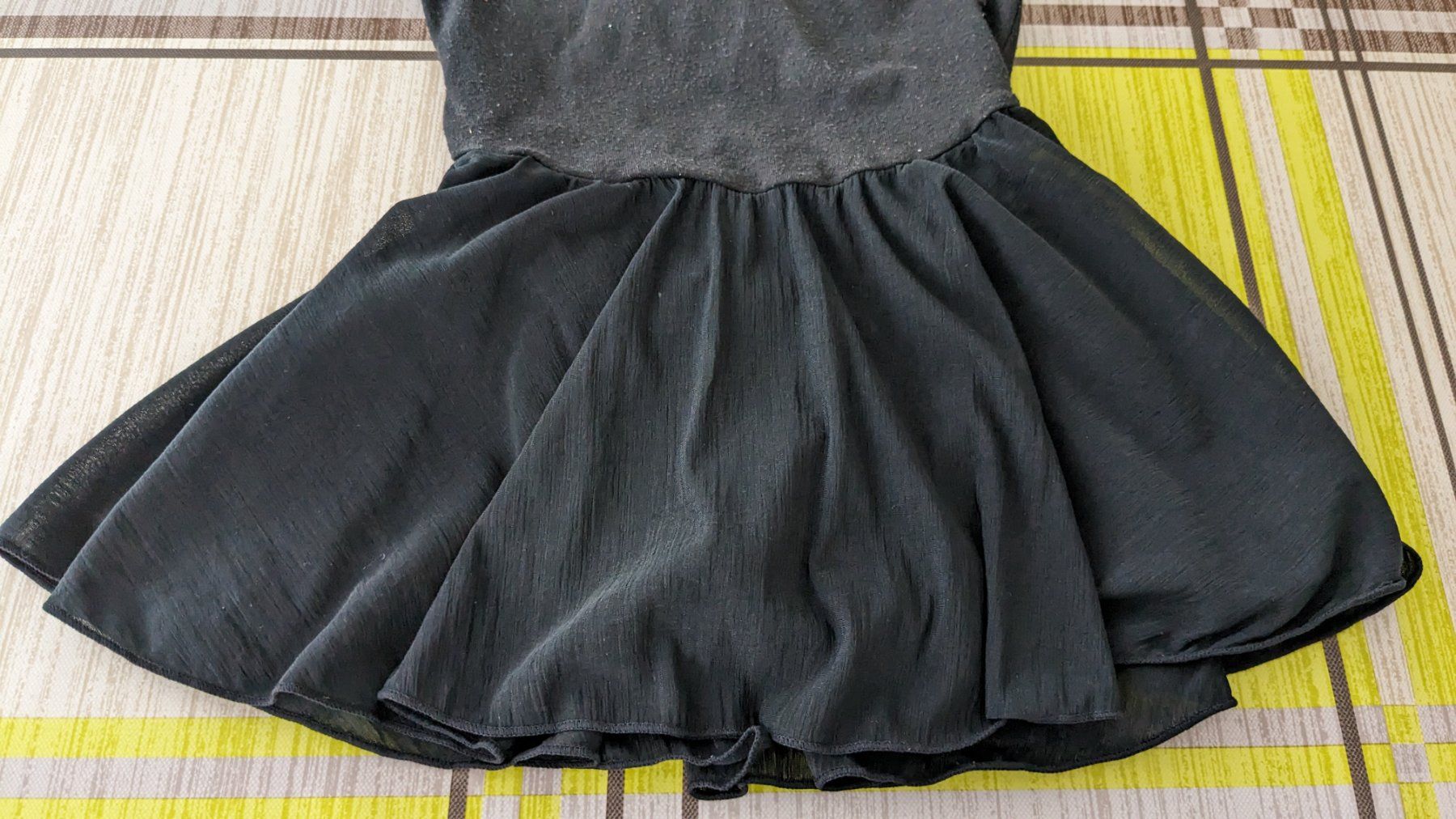 Vestiti & Gonne: Süsses schwarzes Kleid- 98 – Usato da Staufen venduto da Fleby84 1
