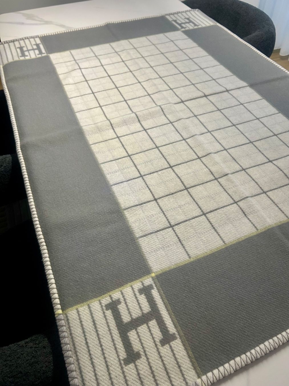 Hermès Coperte: Neue Hermès Decke – Nuovo (secondo la descrizione) da Oberengstringen venduto da miks95 1