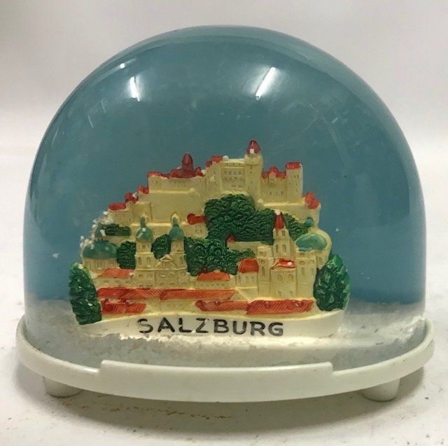 Statuette: Schneekugel Salzburg – Usato da Zürich venduto da gigimai67