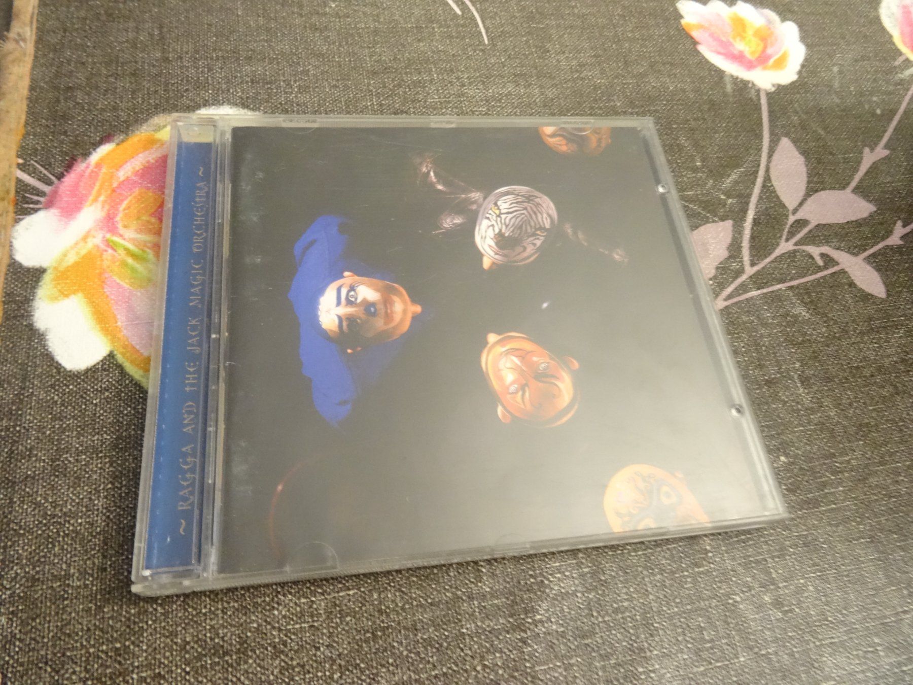 CDs: Ragga and the Jack Magic Orchestra - CD – Gebraucht aus Olten von Disc-Ausverkauf