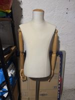 Schaufenster-Puppe