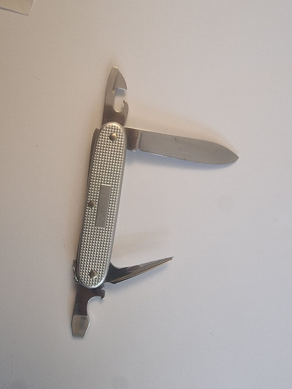 Schweizer Armee Taschenmesser: Victorinox Taschenmesser – Gebraucht aus Olten von Mezopotamya