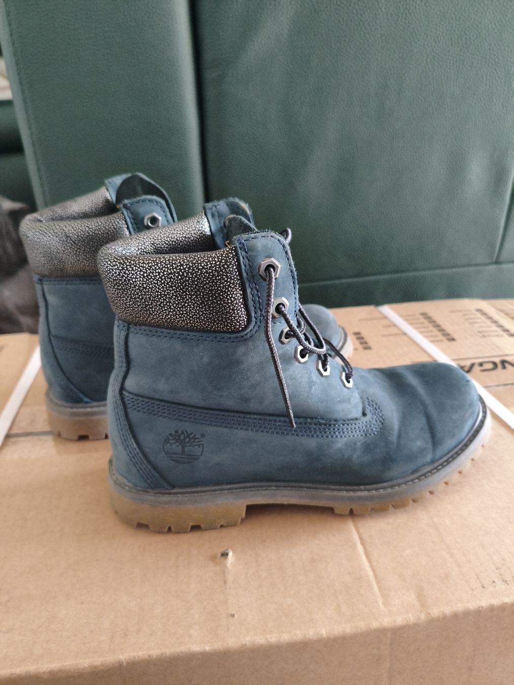 Timberland Scarpe da donna: stivali timberland – Usato da Bioggio venduto da OresteIronix 5