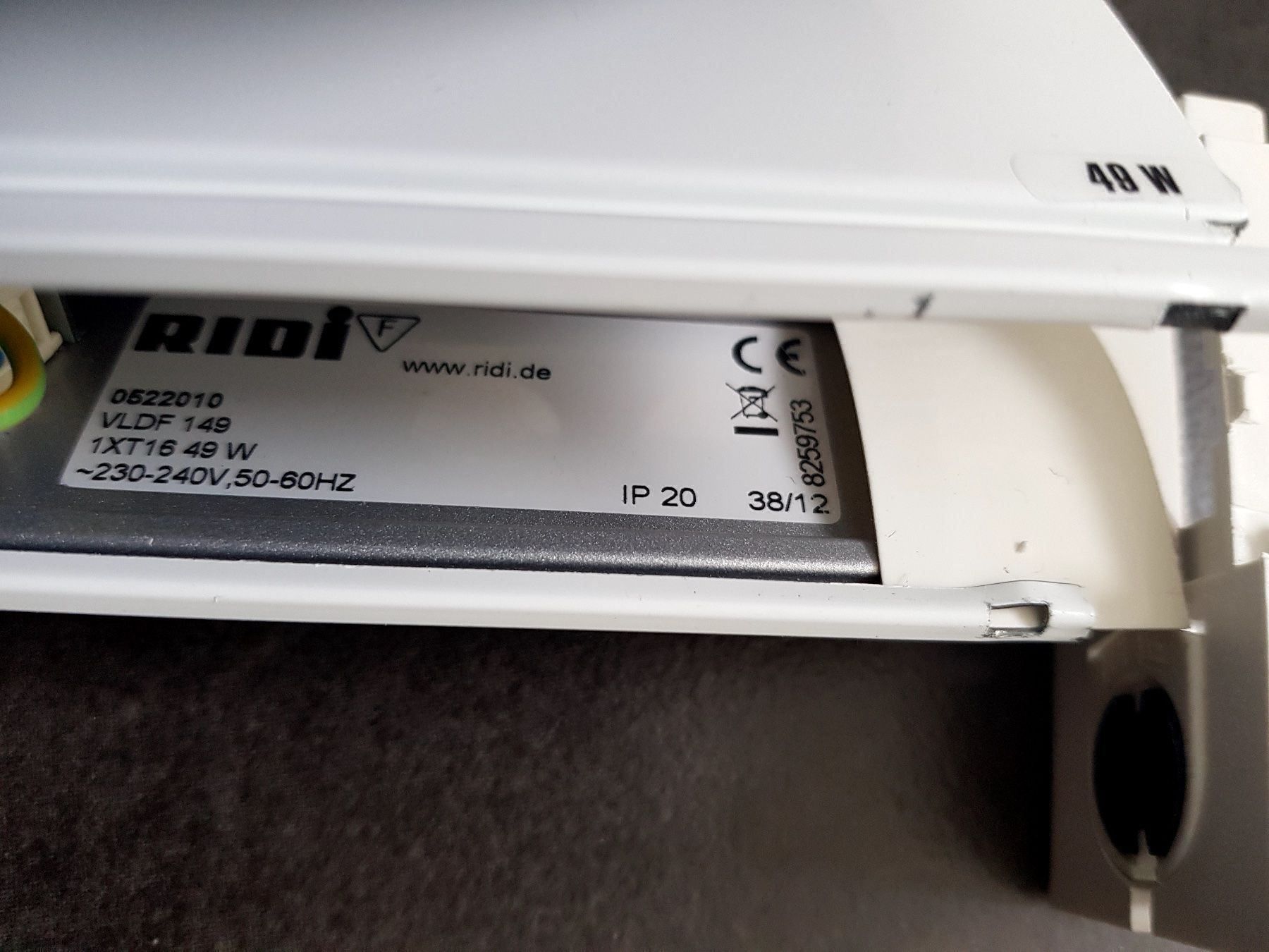 Lampade: RIDI Leuchten Typ VLDF 149 1XT16 49V – Usato da Richterswil venduto da adora88 1
