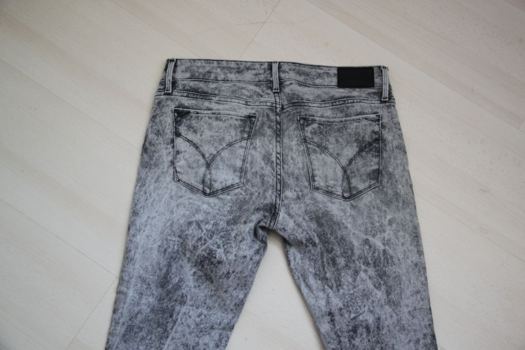 Calvin Klein Jeans: Calvin Klein Jeans 30/30 – Usato da Walterswil SO venduto da Jerry_maus 2