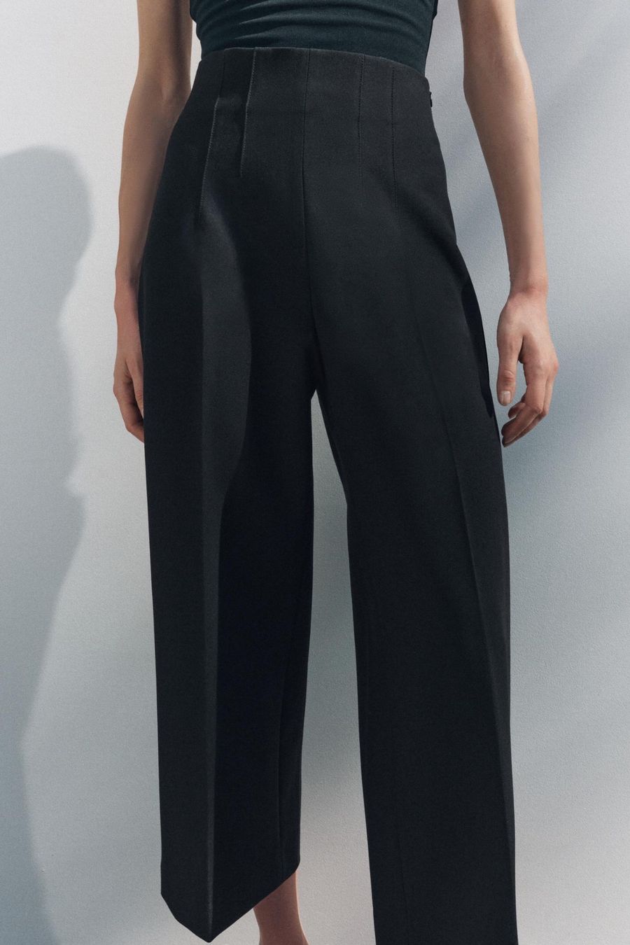 Zara Pantaloni: Zara culottes, XS – Usato da Zürich venduto da kuz_mnn9 1