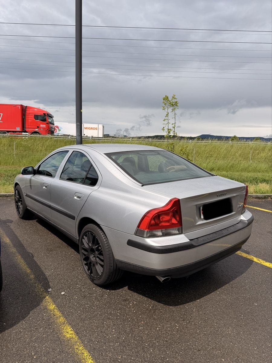 Volvo Automobili: Volvo S60 2.5T AWD – Usato da Zofingen venduto da mar_tj7g 3